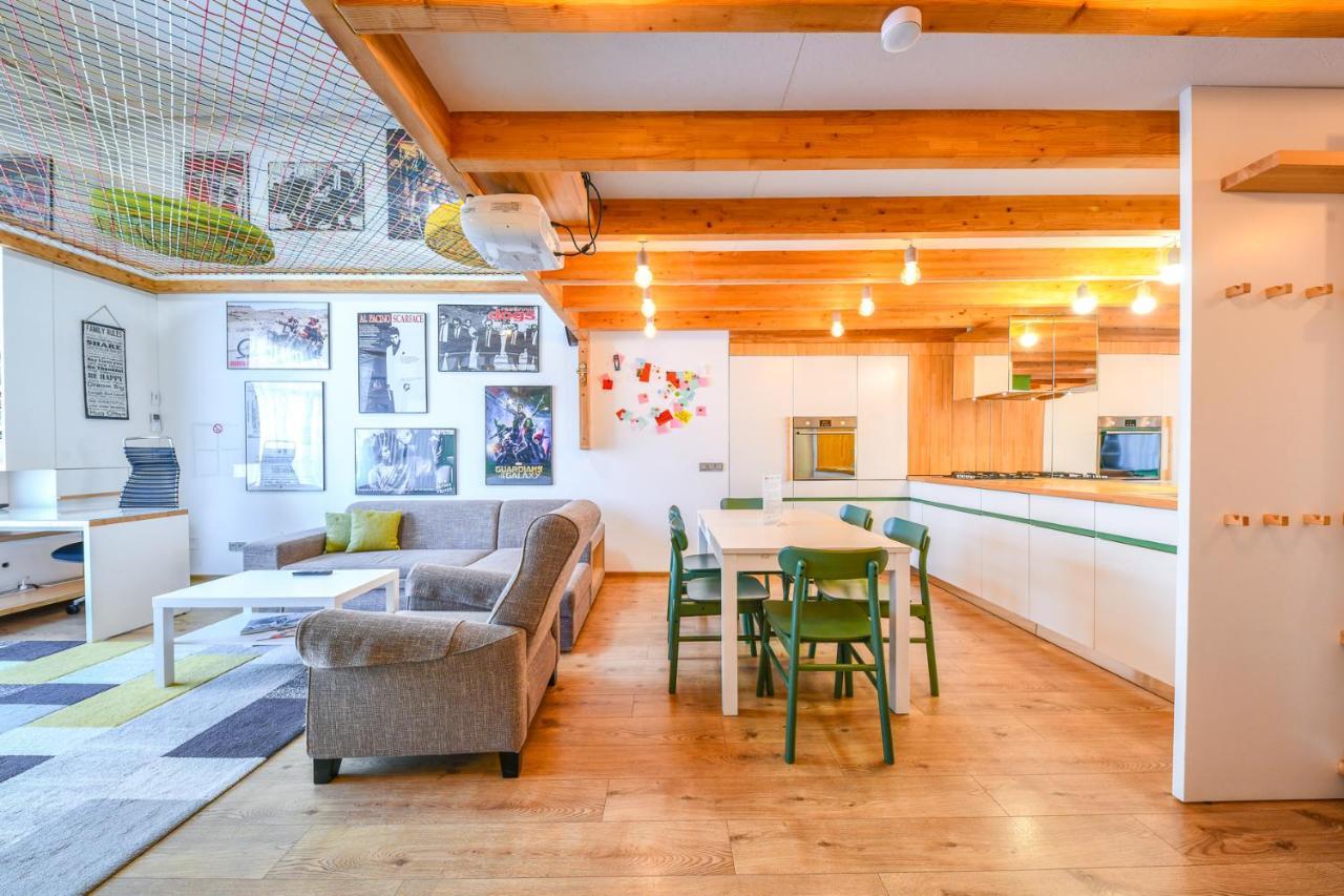 The Movie Apartment Клуж-Напока Екстериор снимка